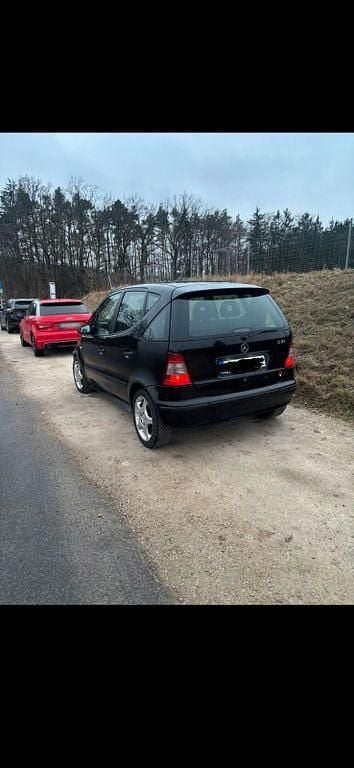Gebraucht Mercedes A170 Classic 90 PS (66 kW) 2000 Schwarz Van / Kleinbus