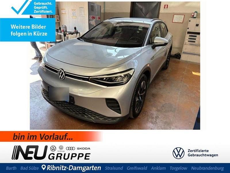 Scale silver metallic Gebraucht 2023 VW ID.4 Pro Performance SUV | 28.779 € (Superpreis) - Bild 1/4
