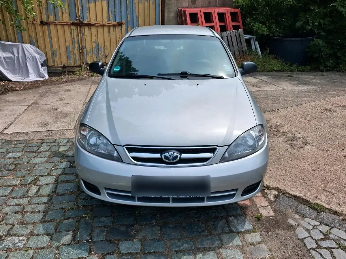 Gebraucht Chevrolet Lacetti 95 PS (69 kW) 2005 Silber Limousine