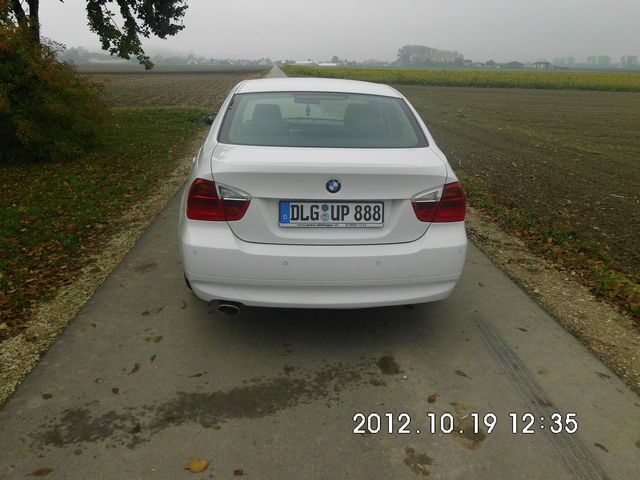 Gebraucht BMW 318 194 PS (142 kW) 2008 Weiß Limousine