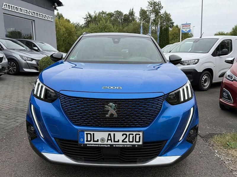 Gebraucht Peugeot e-2008 GT 100 kW (136 PS) 2021 Vertigoblau SUV