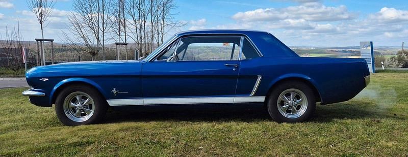 Second-hand Ford V8 200 CP (147 kW) 1965 Negru Coupe