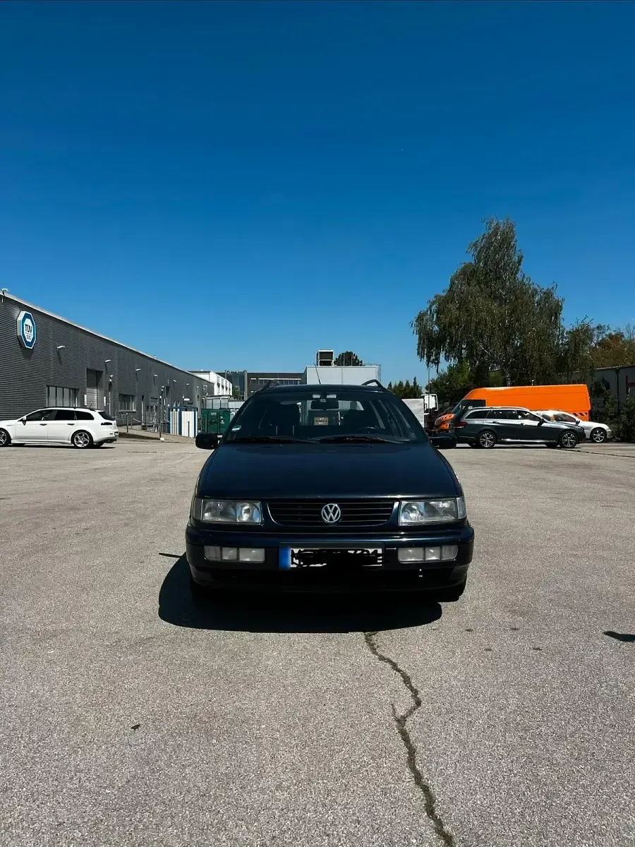 Gebraucht VW Passat 115 PS (84 kW) 1995 Blau Kombi