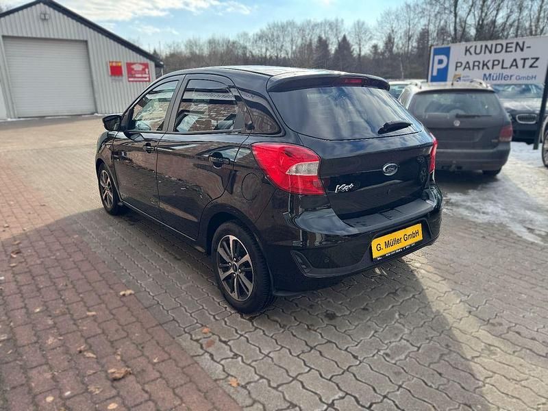 Gebraucht Ford Ka Cool & Connect 86 PS (63 kW) 2019 Schwarz Limousine