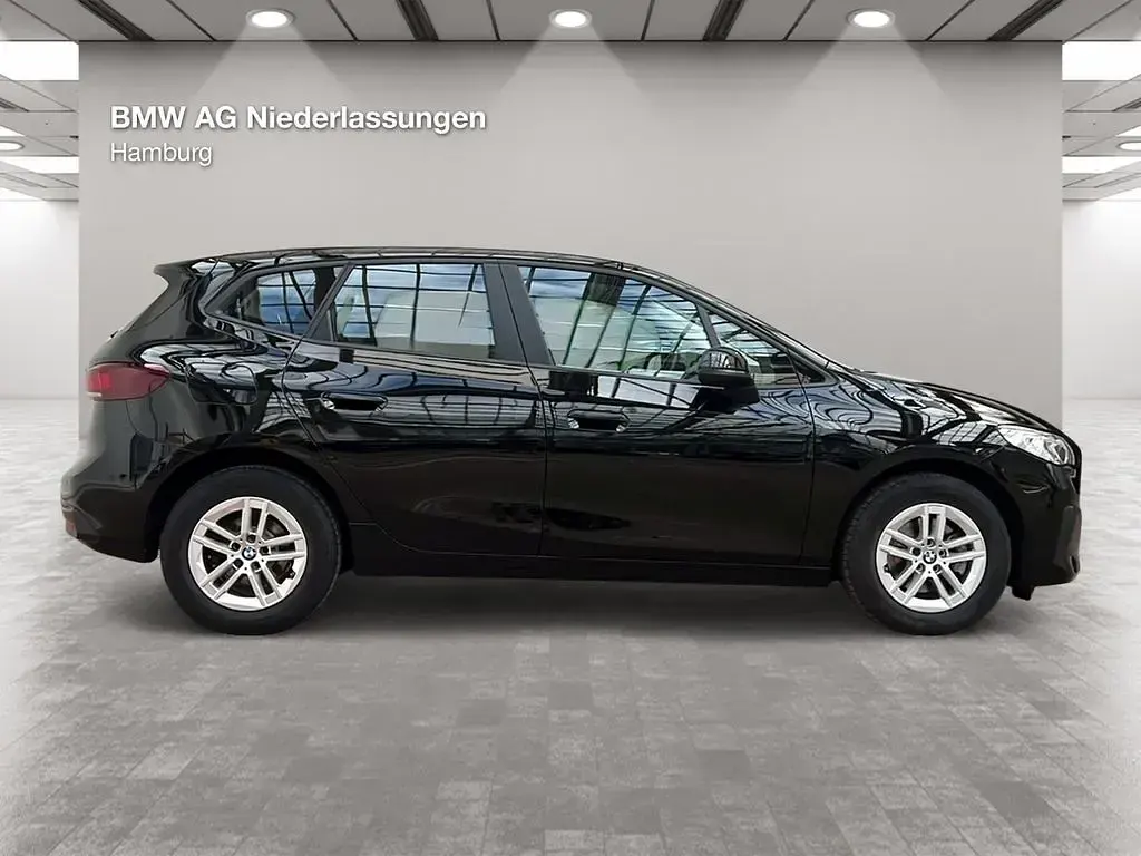 Gebraucht BMW 218 Active Tourer 136 PS (100 kW) 2023 Schwarz Van / Kleinbus