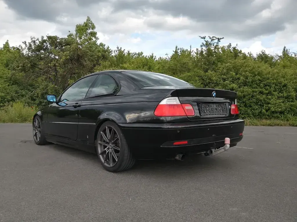 Gebraucht BMW 318 Performance 143 PS (105 kW) 2003 Schwarz Coupé