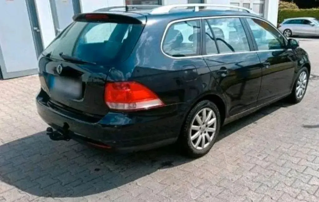 Gebraucht VW Golf V Comfortline 105 PS (77 kW) 2008 Schwarz Kombi