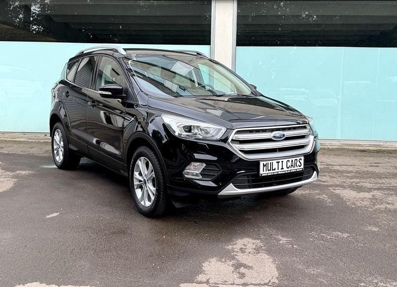 Gebraucht Ford Kuga Titanium 150 PS (110 kW) 2019 Schwarz SUV