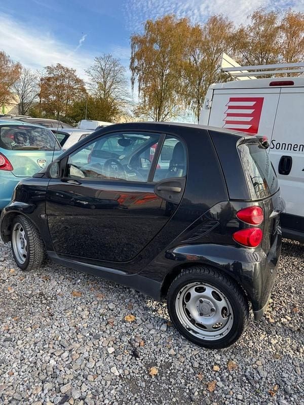 Gebraucht Smart ForTwo Coupé 61 PS (44 kW) 2010 Schwarz Coupé