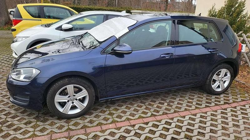 Second-hand VW Golf VII Comfortline 86 CP (63 kW) 2013 Albastru Berlinǎ