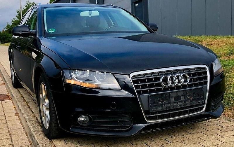 Schwarz Gebraucht 2010 Audi A4 Ambiente Kombi | 3.499 € (Superpreis) - Bild 1/4