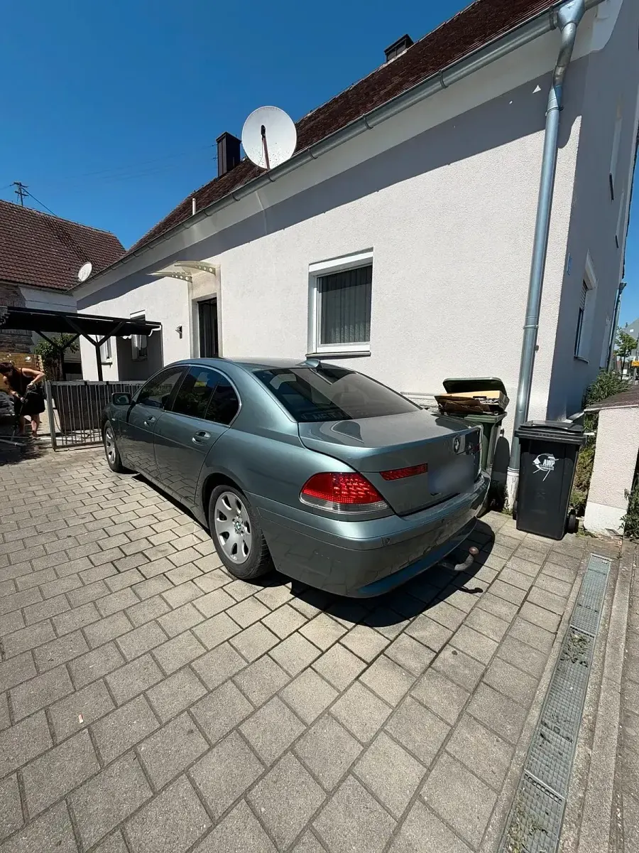 Gebraucht BMW 730 218 PS (160 kW) 2005 Andere farben Limousine