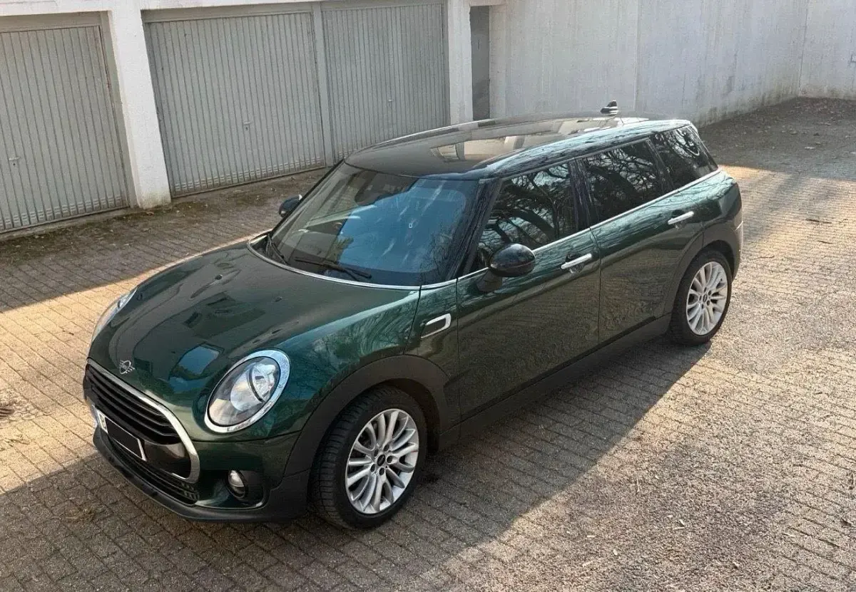 Käytetty Mini Cooper D 150 HP (110 kW) 2018 Vihreä Viistoperä