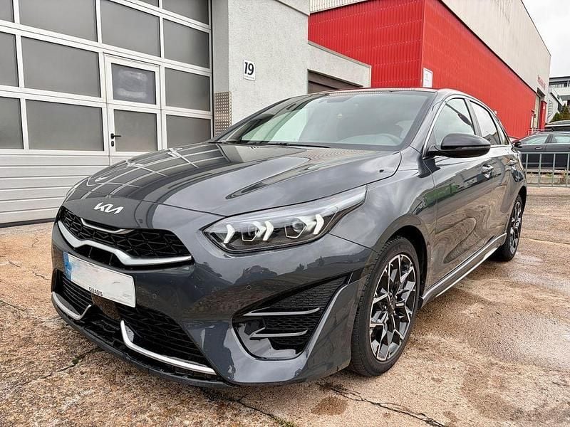 (h8g) dark penta metal m Gebraucht 2024 Kia Ceed GT-Line SUV | 23.100 € (Superpreis) - Bild 1/4