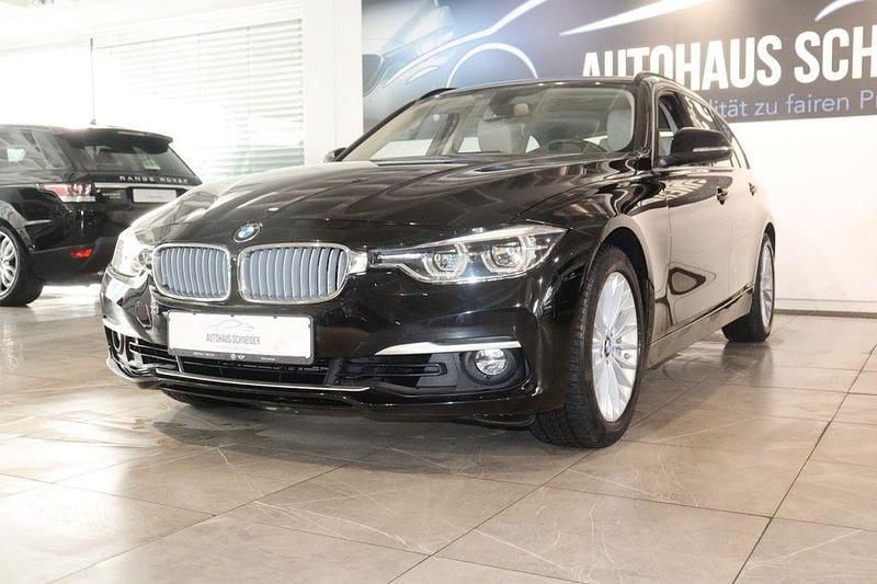 Gebraucht BMW 320 Luxury Line 184 PS (135 kW) 2019 Schwarz Kombi