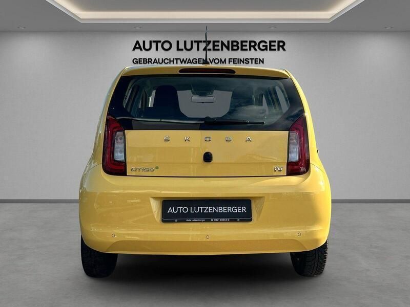 Gebraucht Skoda Citigo-e IV Style 61 kW (83 PS) 2020 Gelb Kleinwagen