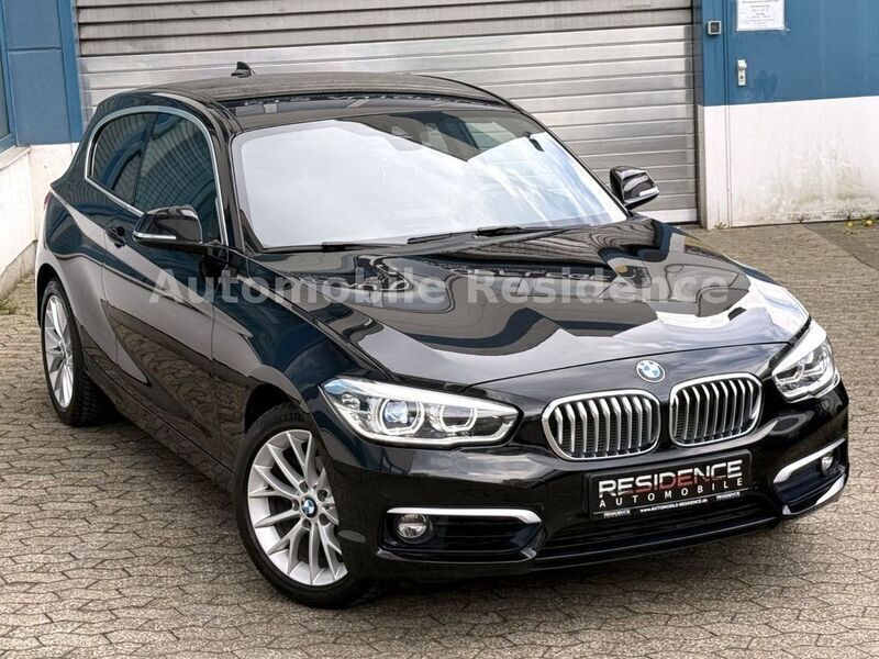 Black sapphire metallic Gebraucht 2019 BMW 118 Performance Kleinwagen | 16.698 € (Superpreis) - Bild 1/4