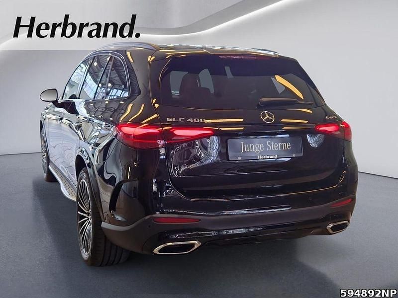 Gebraucht Mercedes GLC400d AMG 381 PS (280 kW) 2024 Metalliclack obsidianschwarz m SUV