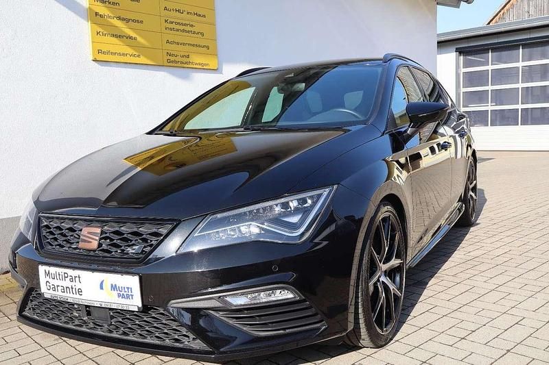 Gebraucht Seat Leon 4Drive 300 PS (220 kW) 2019 Mitternachtsschwarz Kombi