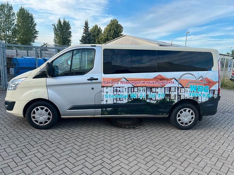 Gebraucht Ford Transit Tourneo Trend 131 PS (96 kW) 2017 Silber Van / Kleinbus
