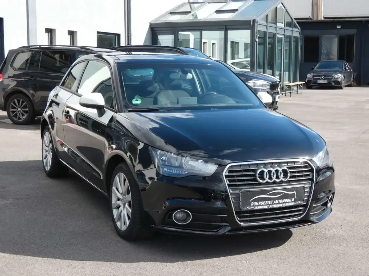 Gebraucht Audi A1 90 PS (66 kW) 2014 Brillantschwarz Kleinwagen