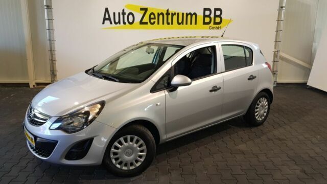 Gebraucht Opel Corsa Selection 75 PS (55 kW) 2014 Silber metallic Kleinwagen