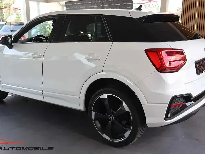 Gebraucht Audi Q2 S-Line 150 PS (110 kW) 2022 Weiß SUV