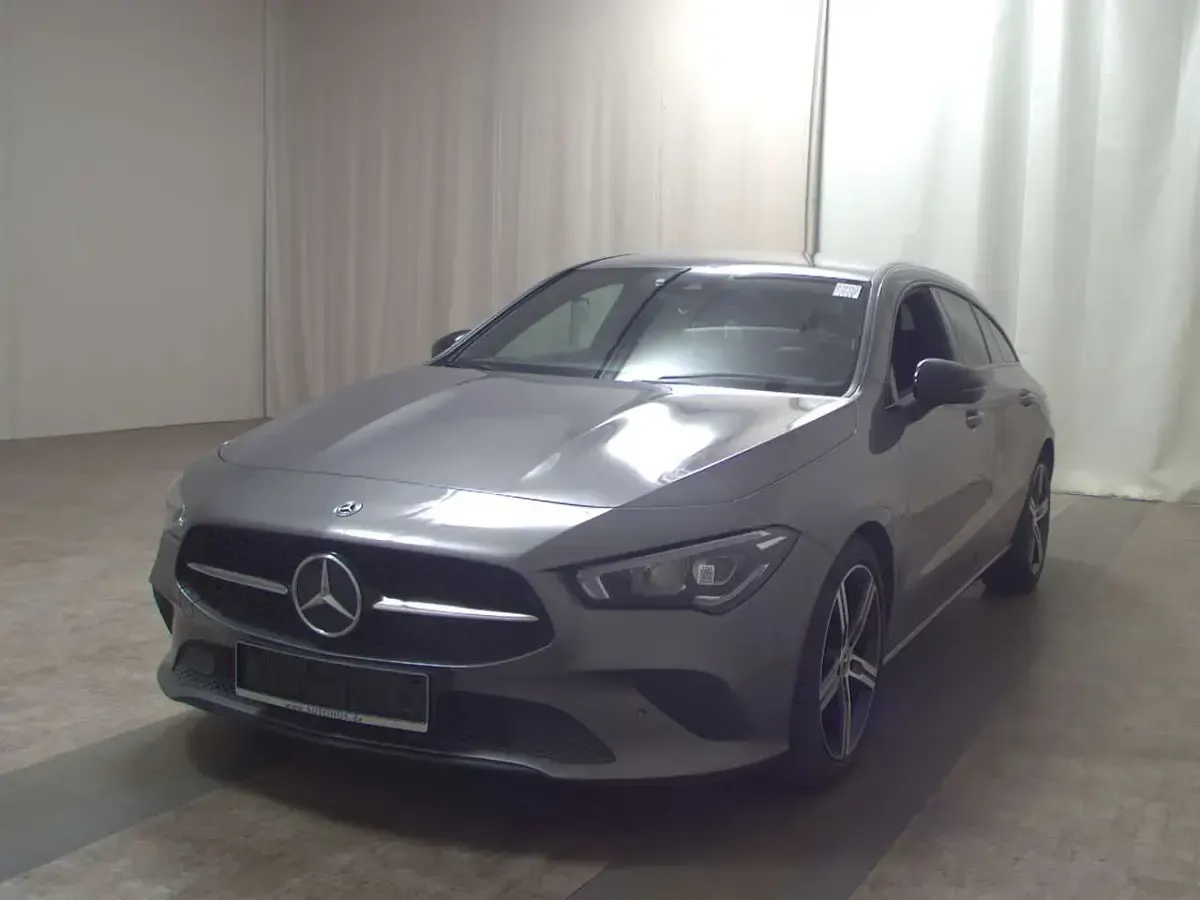 Gebraucht Mercedes 200 Progressive 150 PS (110 kW) 2022 Grau Kombi