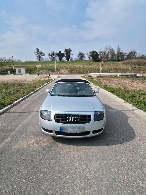Gebraucht Audi TT Roadster 179 PS (131 kW) 2004 Silber Cabrio