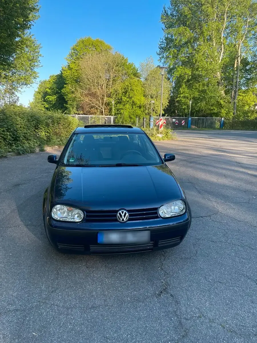 Gebraucht VW Golf IV 2001 Blau Kleinwagen