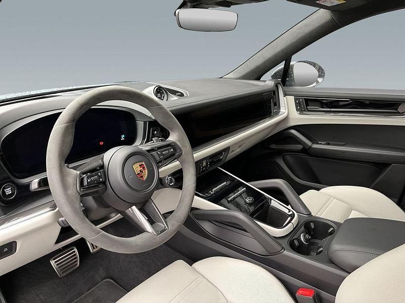 Gebraucht Porsche Cayenne Turbo E-Hybrid Coupe 740 PS (544 kW) 2024 Grau Coupé