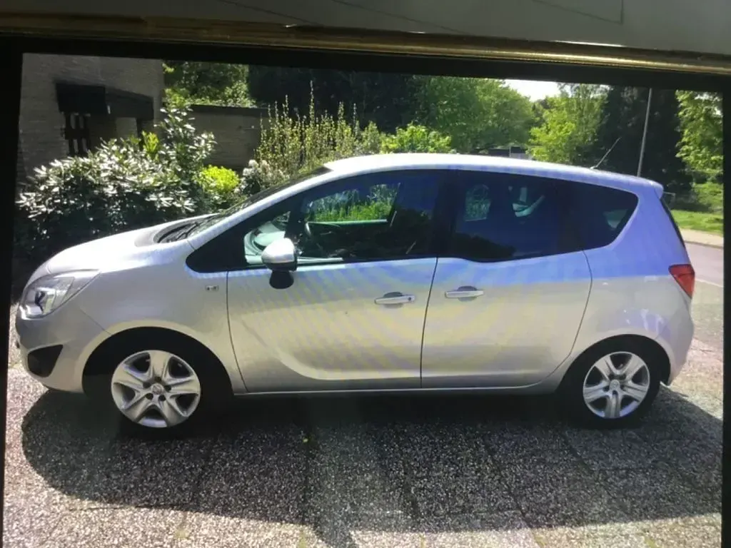 Usata Opel Meriva Edition 101 CV (74 kW) 2012 Argento Monovolume