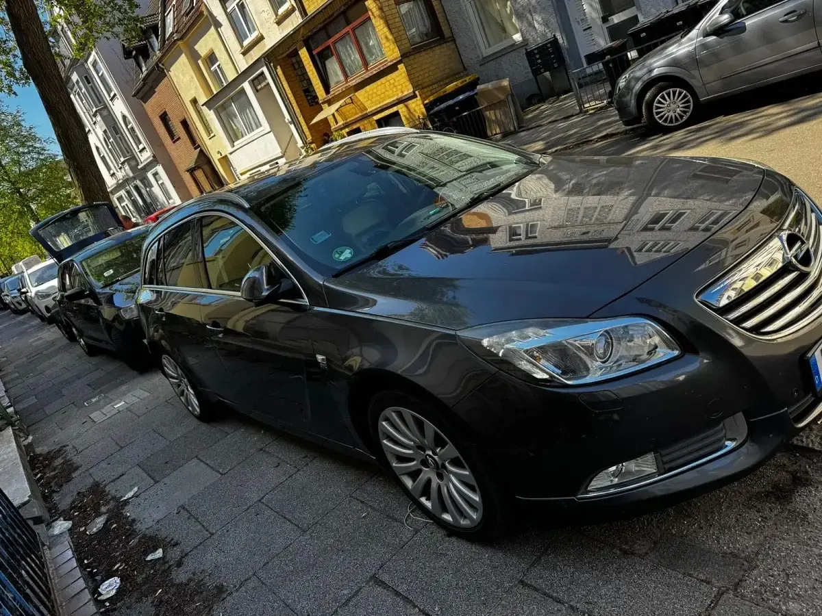 Gebraucht Opel Insignia 2011 Grau Limousine
