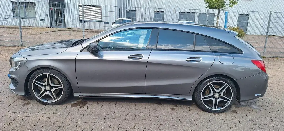 Gebraucht Mercedes CLA250e Shooting Brake 211 PS (155 kW) 2015 Grau Kombi