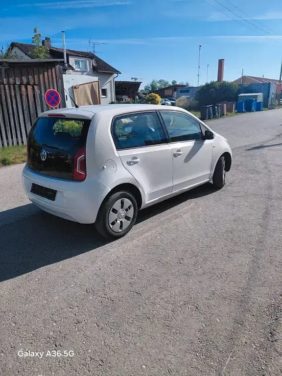 Usado VW up! 60 CV (44 kW) 2014 Blanco Utilitario