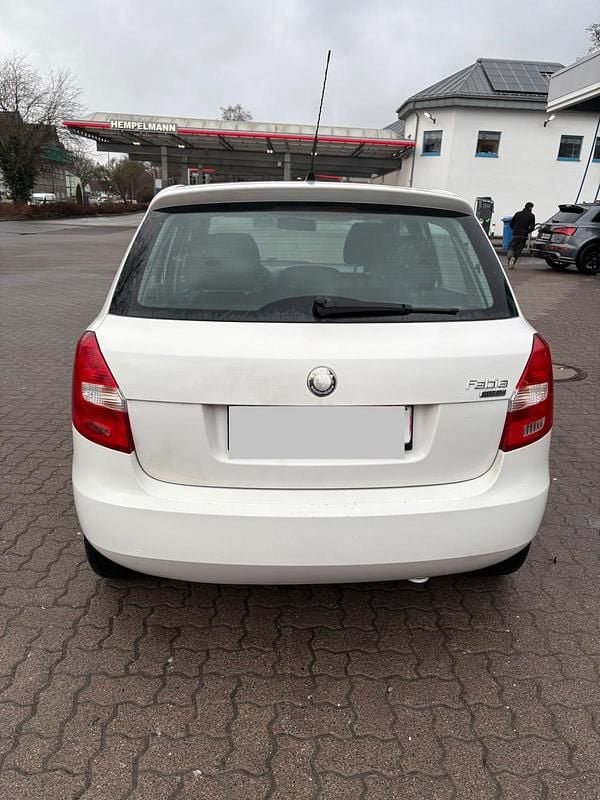 Gebraucht Skoda Fabia 75 PS (55 kW) 2009 Weiß Kleinwagen