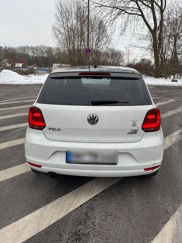 Gebraucht VW Polo Comfortline 90 PS (66 kW) 2016 Weiß Kleinwagen