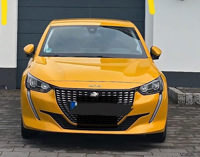 Gelb Gebraucht 2021 Peugeot 208 Allure Kleinwagen | 10.700 € (Fairer Preis) - Bild 1/4