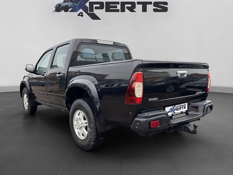 Gebraucht Isuzu D-Max 163 PS (119 kW) 2011 Schwarz SUV