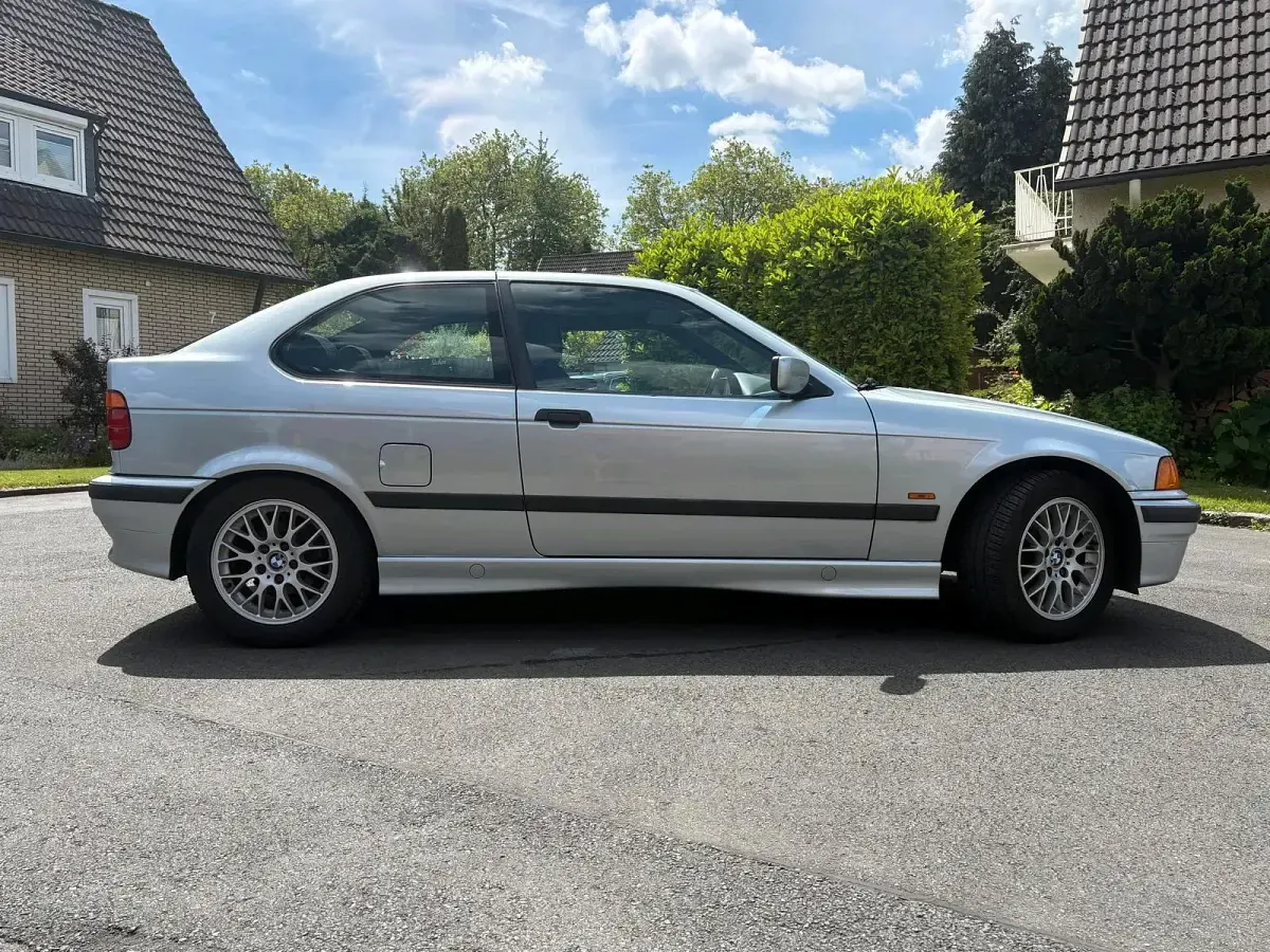 Gebraucht BMW 323 170 PS (125 kW) 1998 Silber Coupé