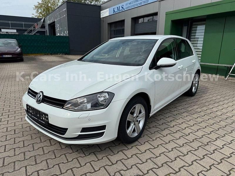 Weiß Gebraucht 2014 VW Golf VII Comfortline Limousine | 13.499 € (Guter Preis) - Bild 1/4