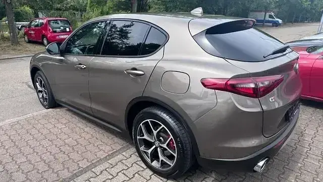 Gebraucht Alfa Romeo Stelvio Super 280 PS (205 kW) 2018 Braun SUV