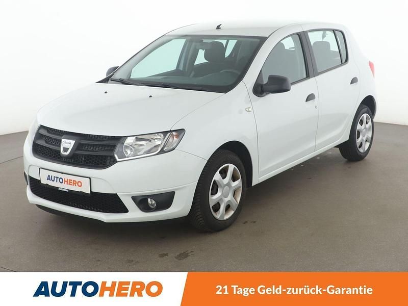 Weiß Gebraucht 2016 Dacia Sandero Ambiance Kleinwagen | 7.000 € (Fairer Preis) - Bild 1/3
