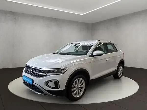 Pure white Gebraucht 2024 VW T-Roc Style SUV | 29.900 € (Fairer Preis) - Bild 1/4