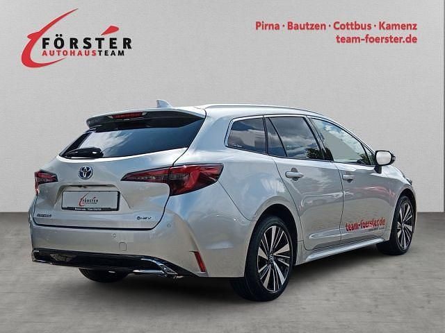 Gebraucht Toyota Corolla 140 PS (102 kW) 2025 Silber Limousine