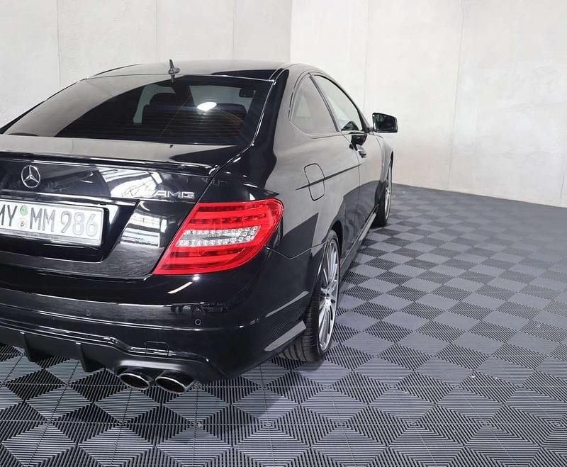 Gebraucht 2013 Mercedes C63 AMG AMG Coupé | 37.500 € (Etwas zu teuer) - Bild 1/4