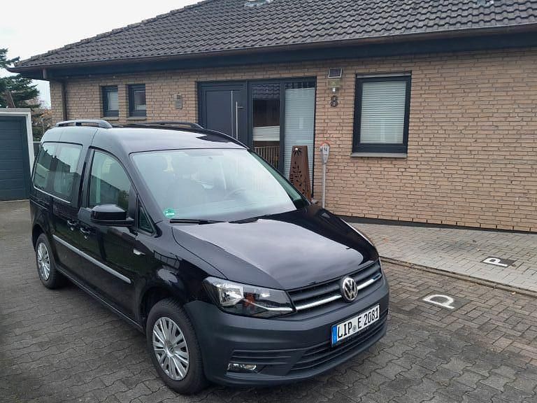 Gebraucht 2018 VW Caddy Trendline Van / Kleinbus | 17.800 € (Teuer) - Bild 1/4