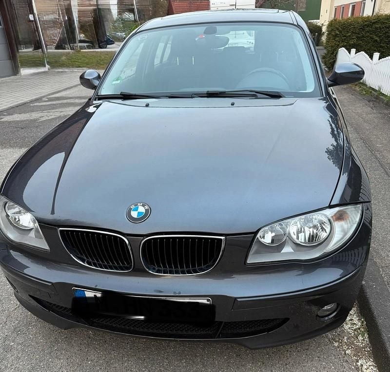 Gebraucht BMW 118 129 PS (94 kW) 2007 Grau Kleinwagen