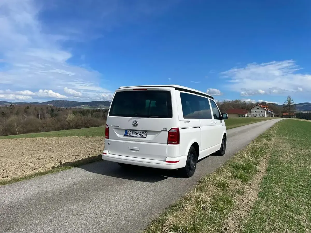 Gebraucht VW California California 150 PS (110 kW) 2019 Weiß Van