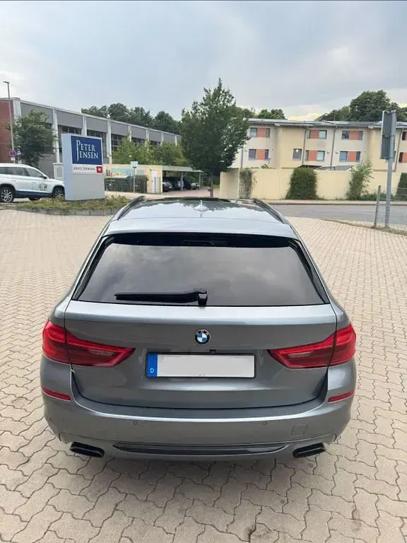 Gebraucht BMW 540 340 PS (250 kW) 2018 Grau Kombi